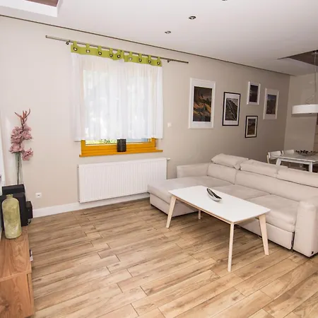 601 Sloneczny Apartmán *